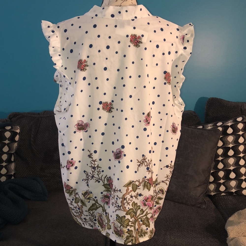 NWT Zenobia Polka Dot Blouse, 2XL - Picture 5 of 8